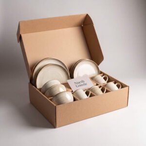 Sixteen-Piece Dinner Set